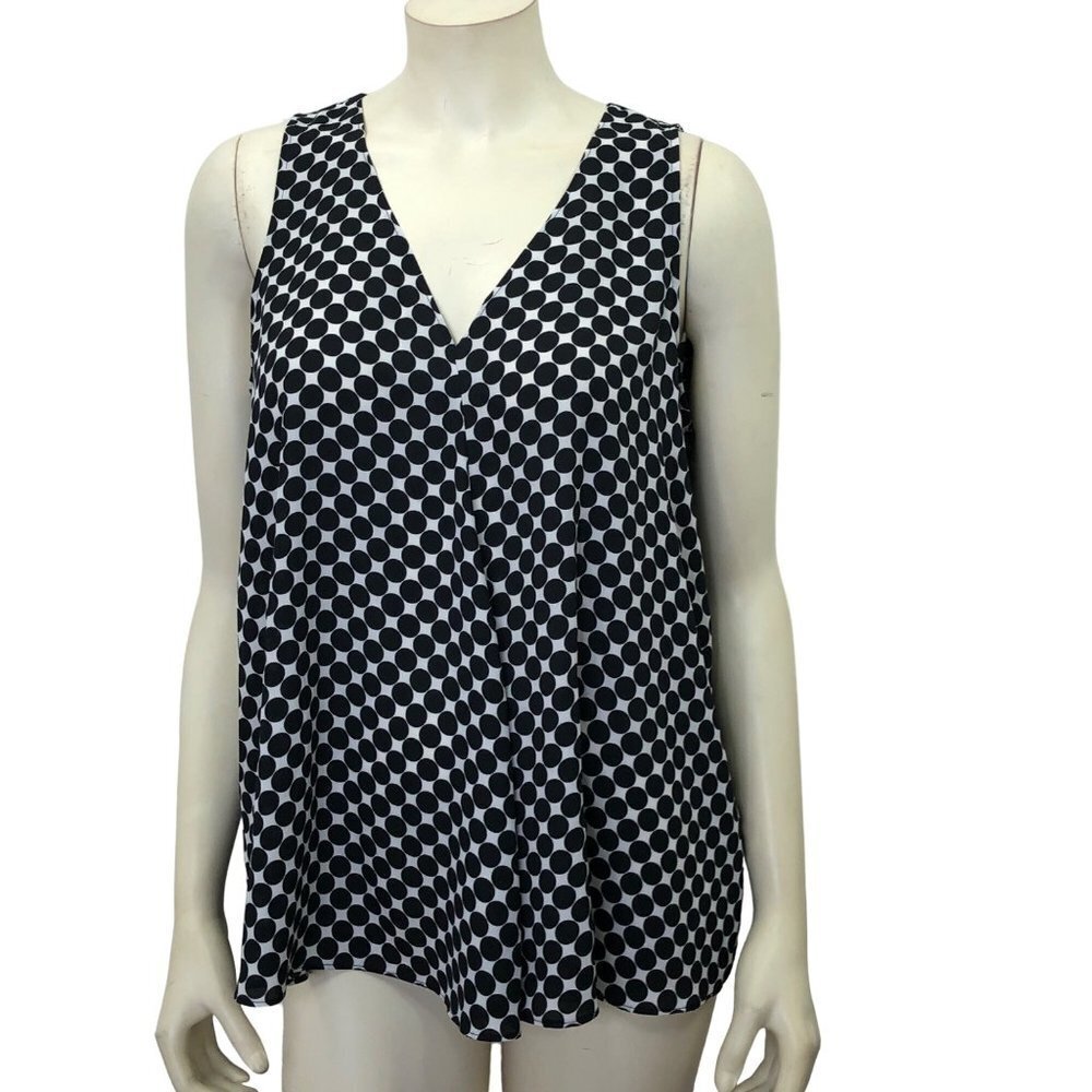 Vince Camuto Black and White Polka Dot Sleeveless V-Neck Top